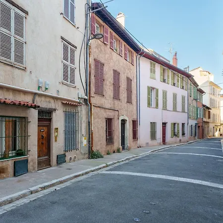 Renting - Guillaumont - Cozy Picasso Museum Local Market Antibes