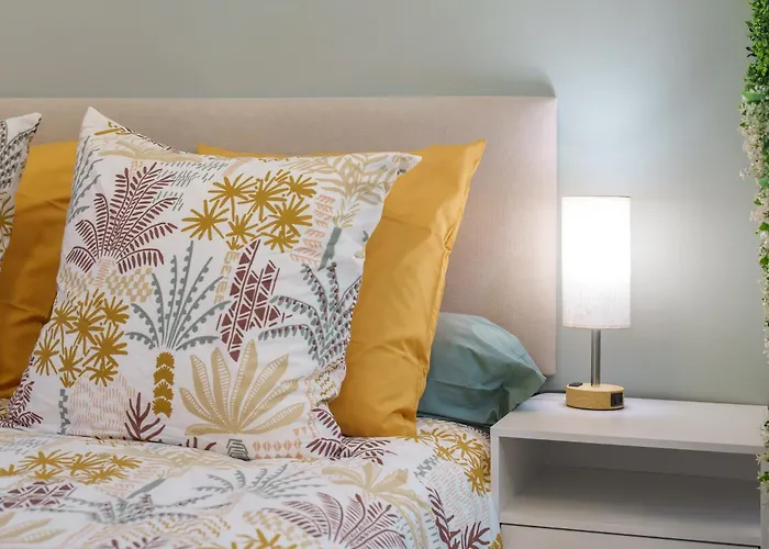 Renting - Guillaumont - Cozy Picasso Museum Local Market * Antibes